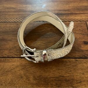 Elite Silver Glitter Metallic Accent Belt, size‎ Medium 35”